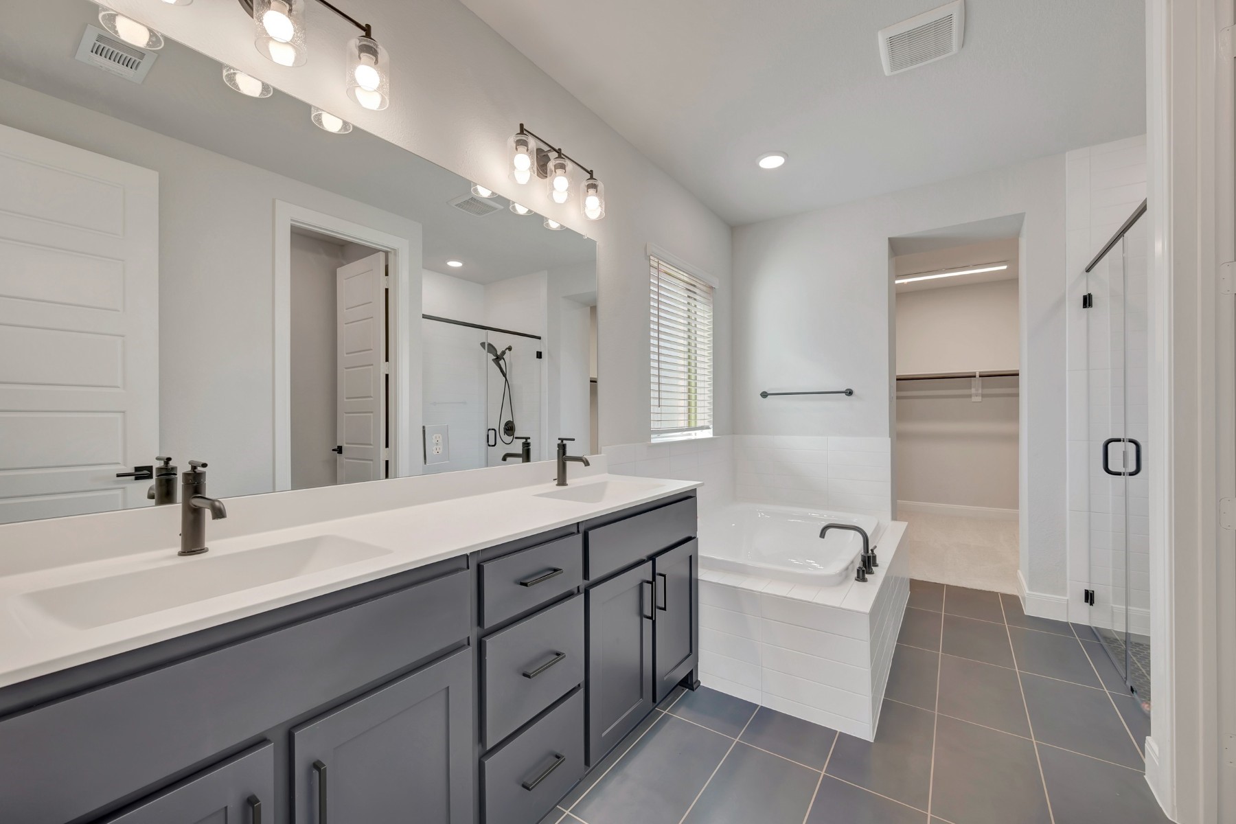 1829 Finn Avenue Van Alstyne TX 75495