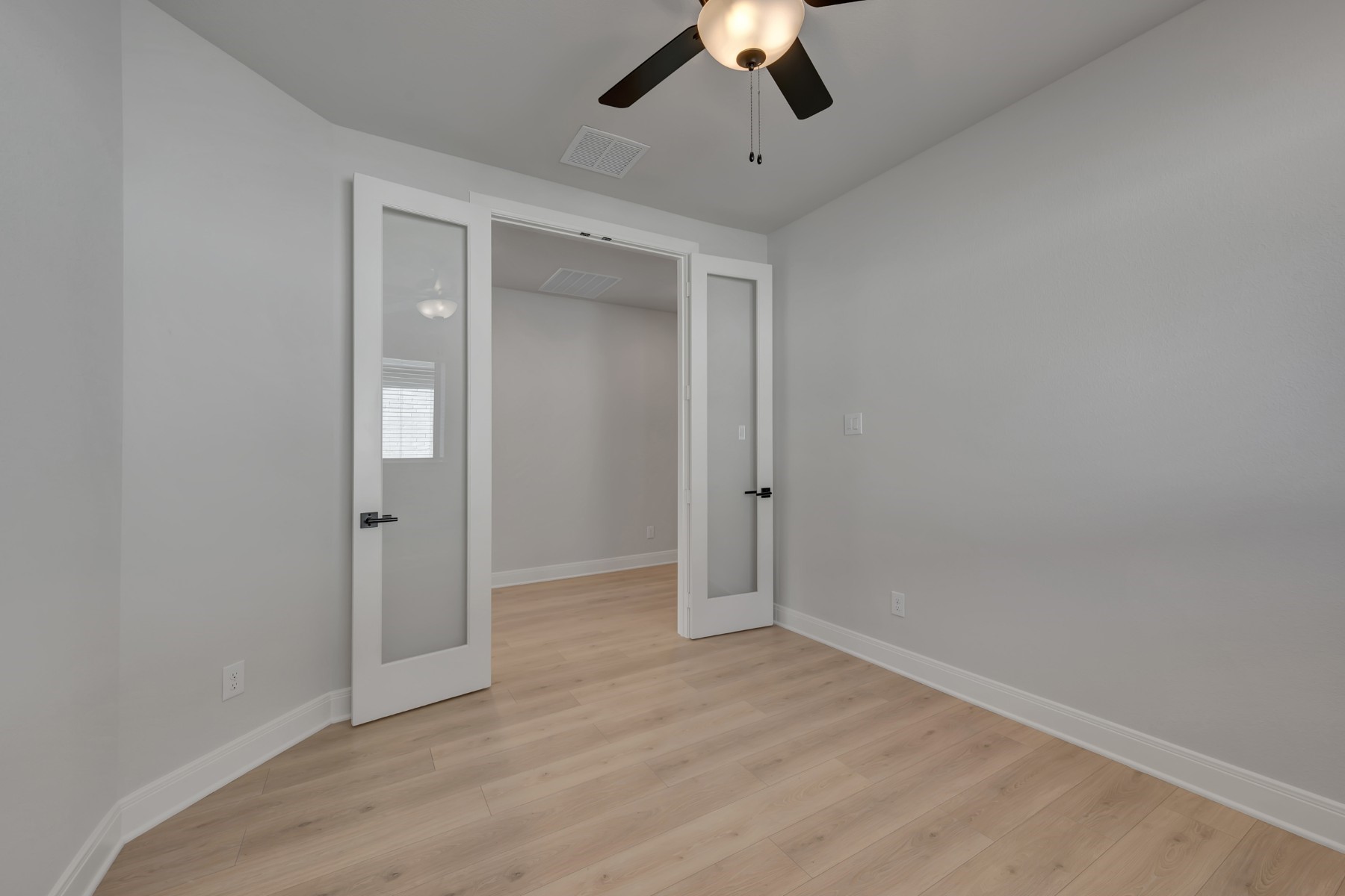 1829 Finn Avenue Van Alstyne TX 75495