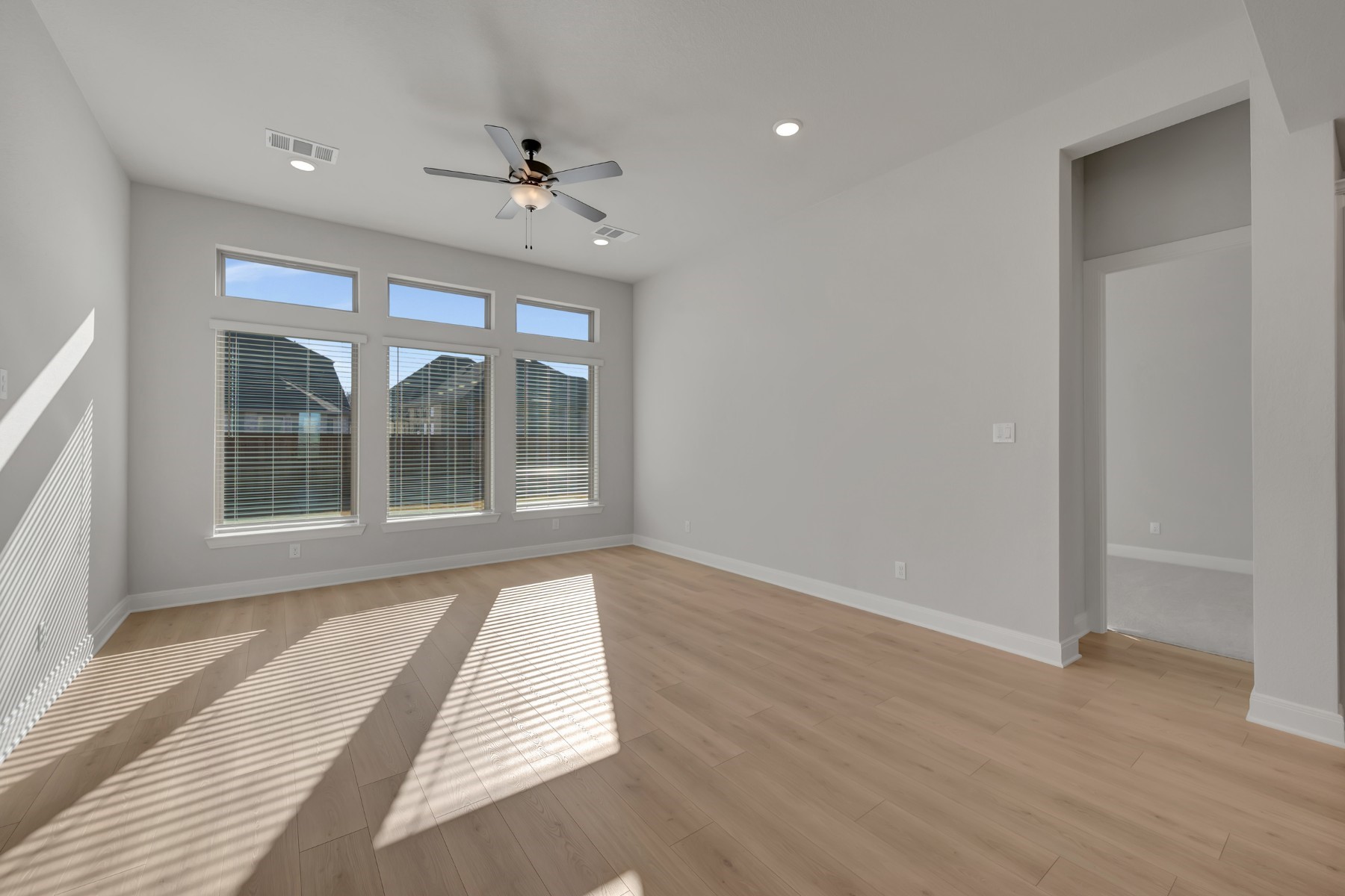 1829 Finn Avenue Van Alstyne TX 75495