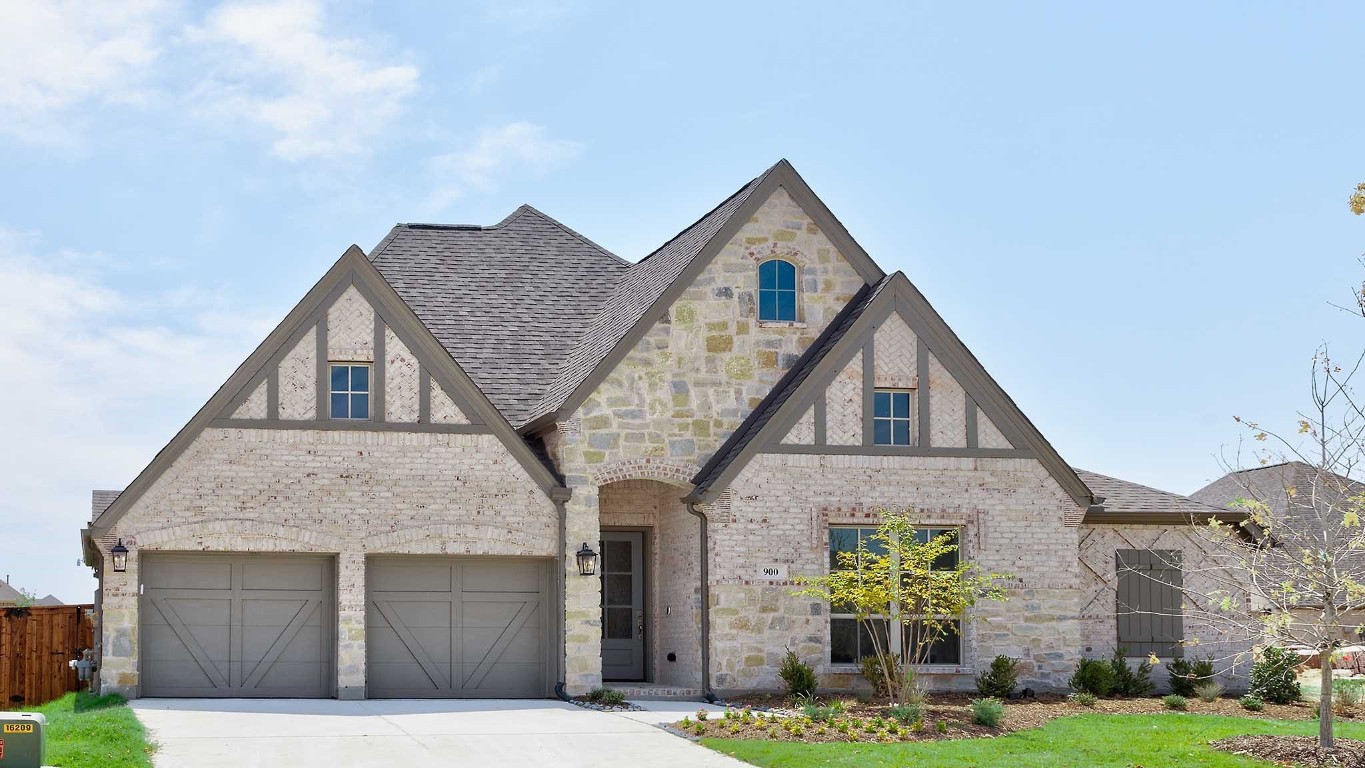 900 Quail Hollow Avenue Denton TX 76210