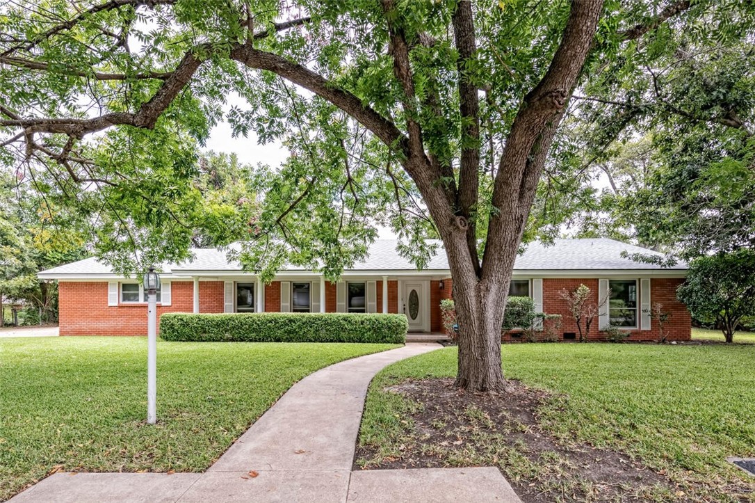 2915 N 42nd Street Waco TX 76710