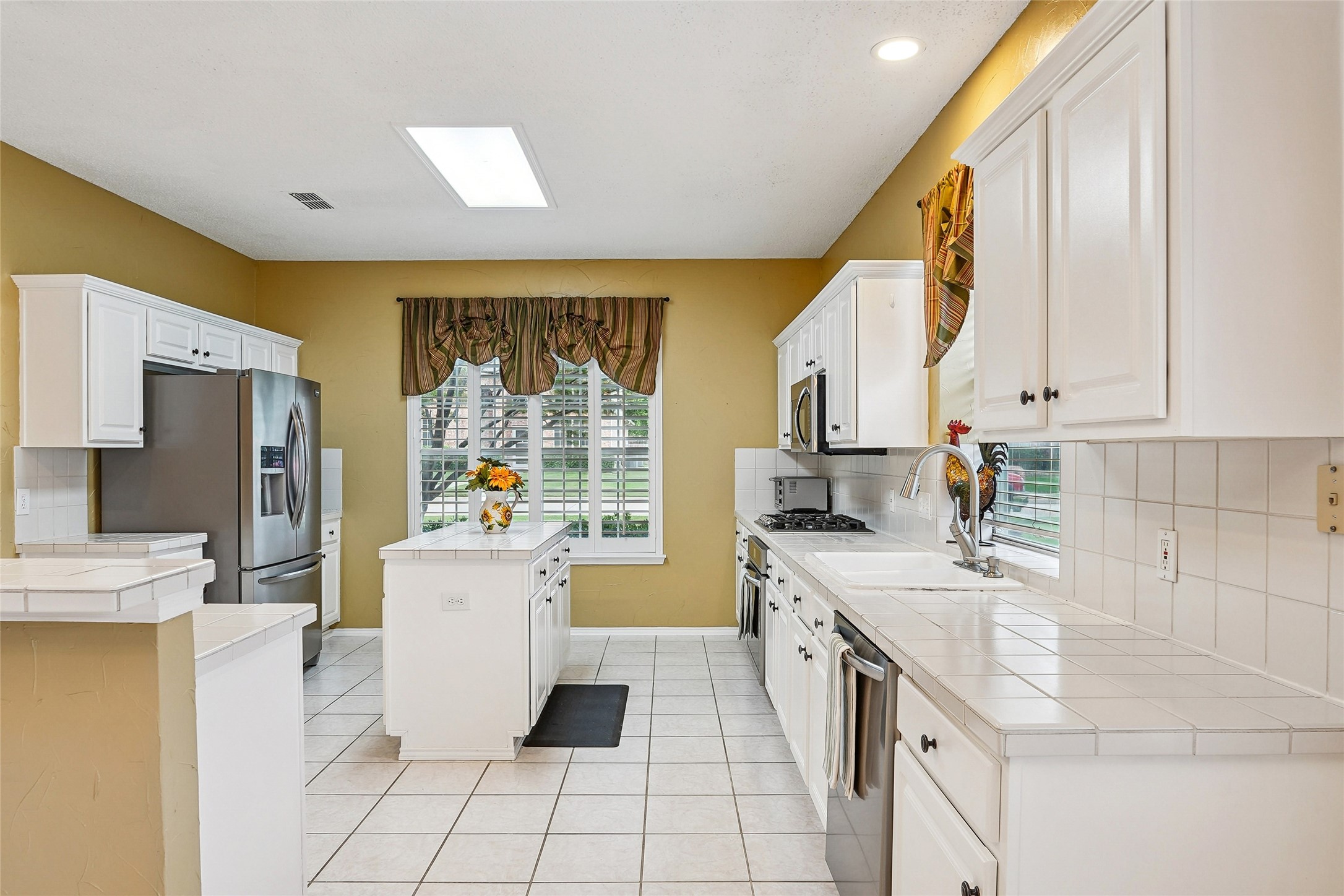 412 Vasey Oak Drive Keller TX 76248