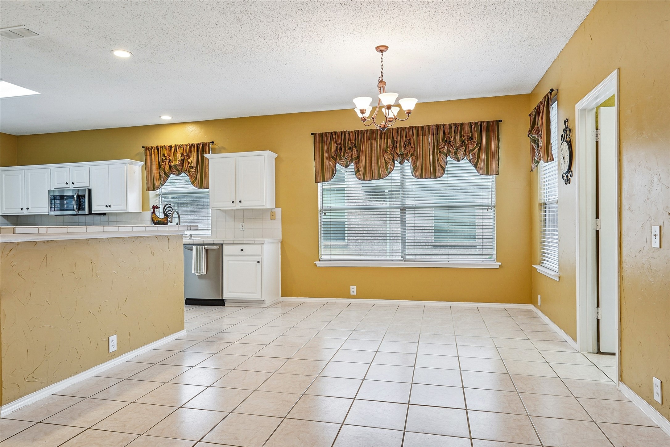 412 Vasey Oak Drive Keller TX 76248