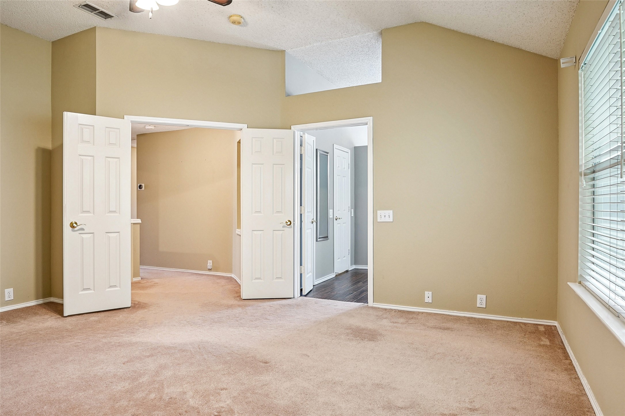412 Vasey Oak Drive Keller TX 76248