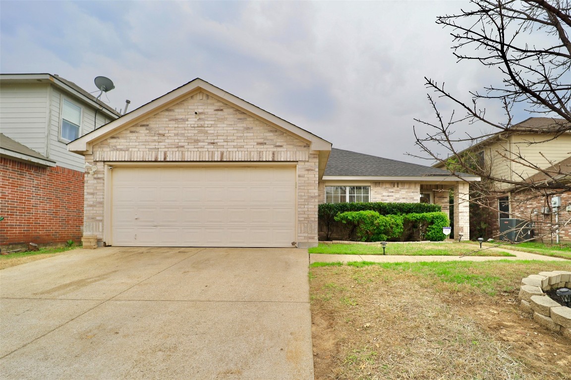 908 Cattail Drive Arlington TX 76001