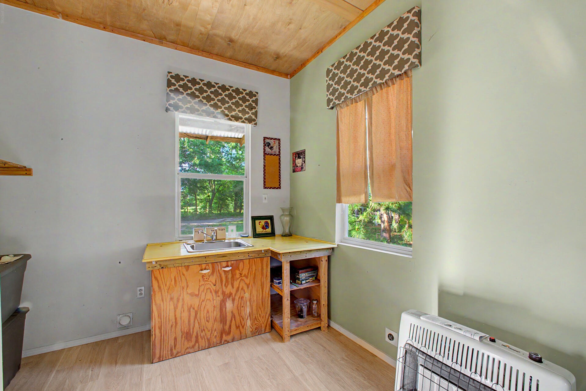 2874 An County Road Palestine TX 75803