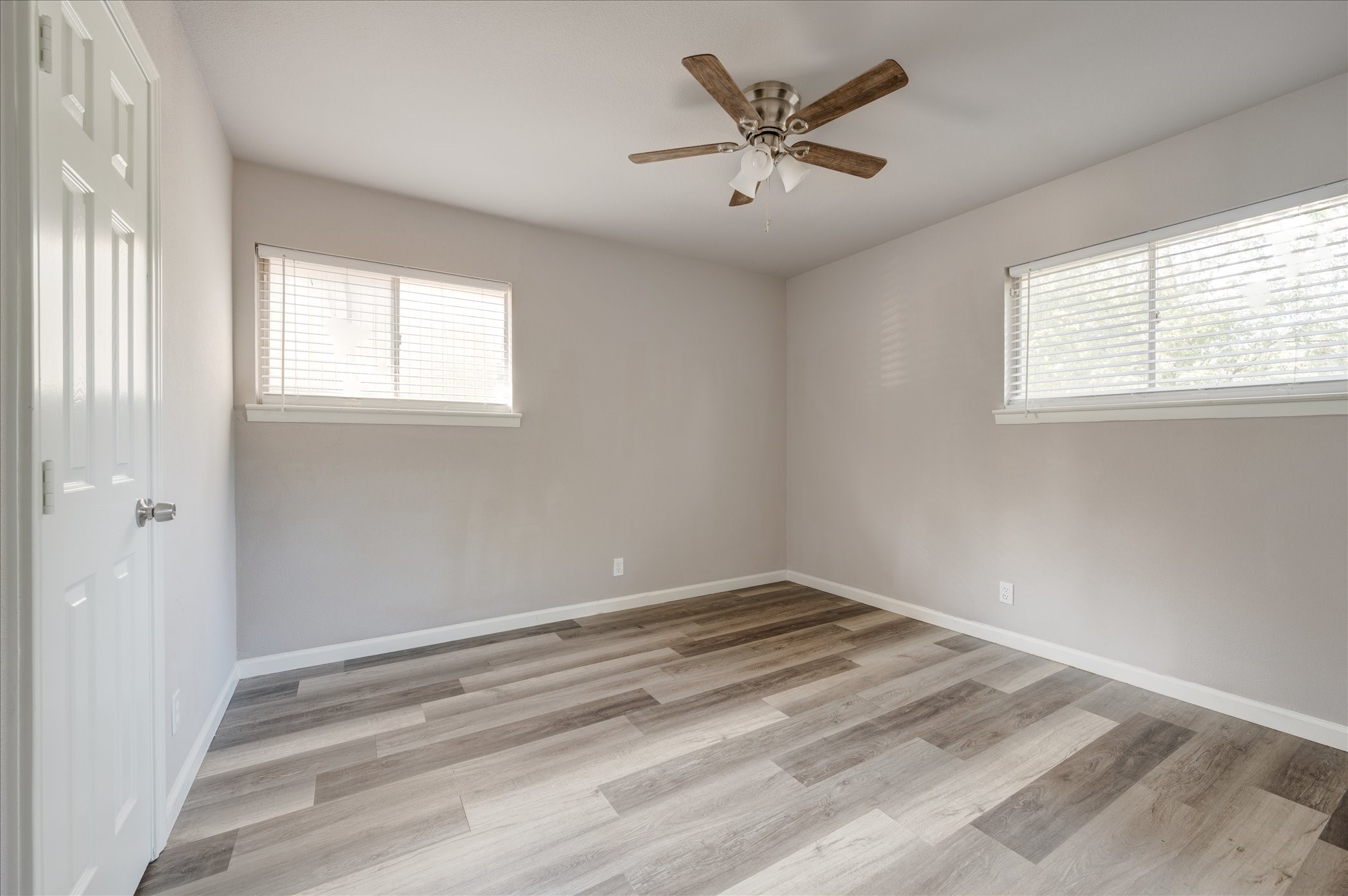 1902 Alan A Dale Road Arlington TX 76013