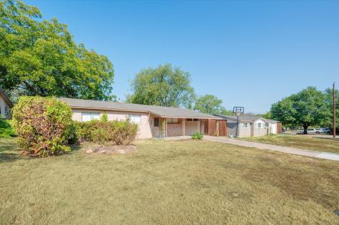 1902 Alan A Dale Road Arlington TX 76013