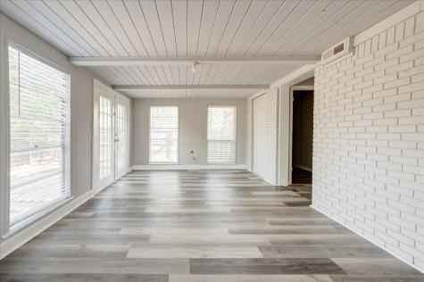 1902 Alan A Dale Road Arlington TX 76013
