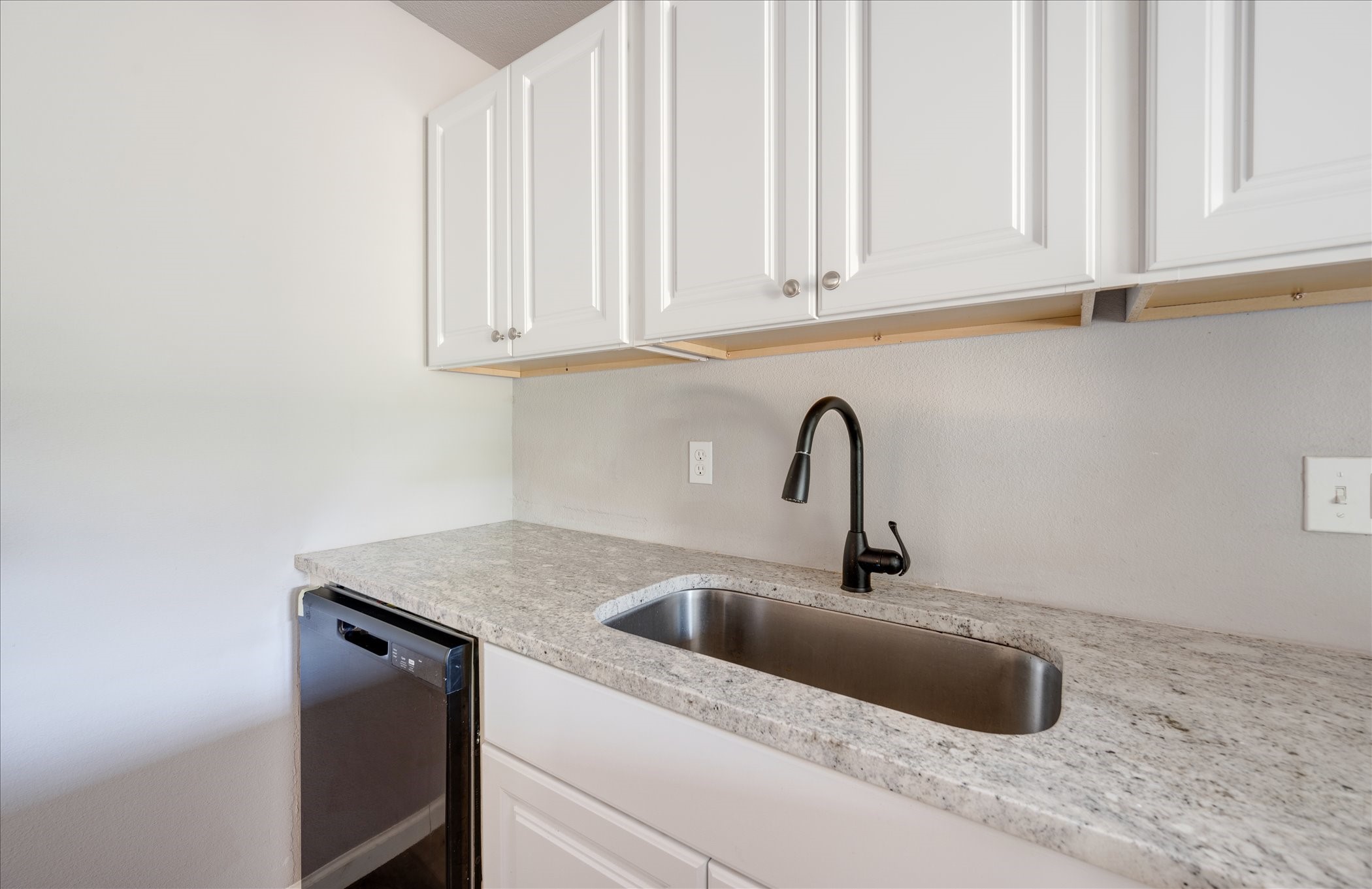 1902 Alan A Dale Road Arlington TX 76013