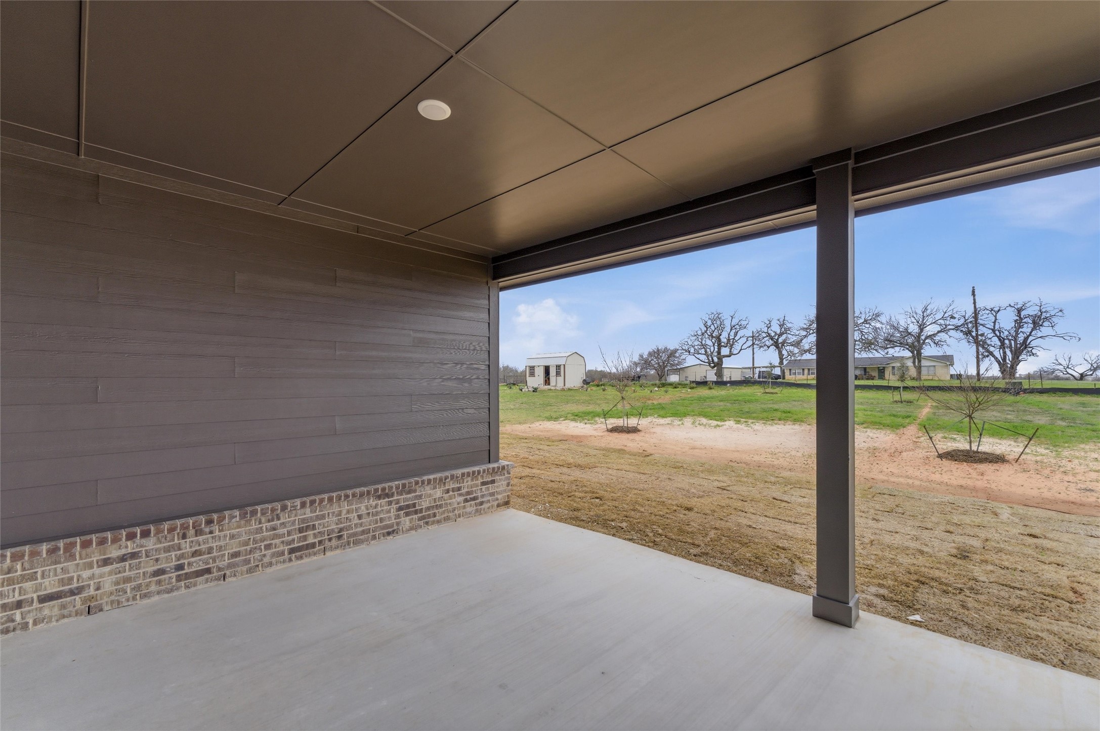 1121 Trinity Drive Springtown TX 76082