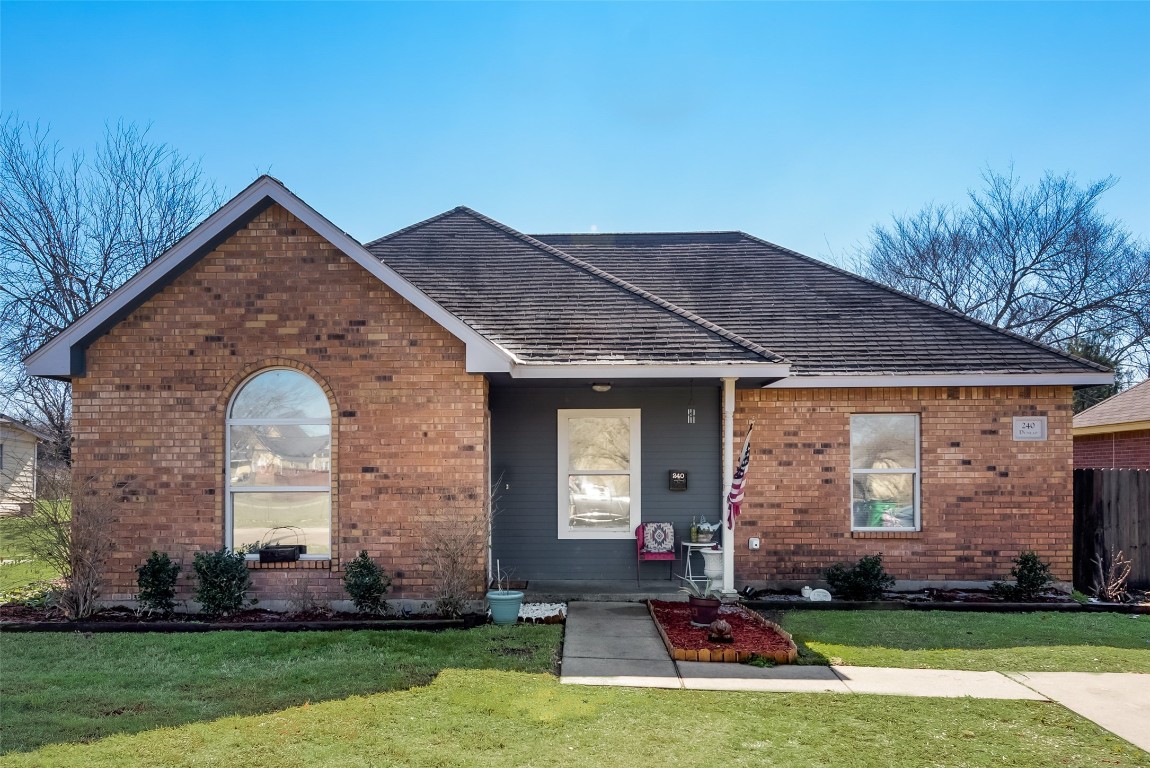 240 Dunlap Street Waxahachie TX 75165