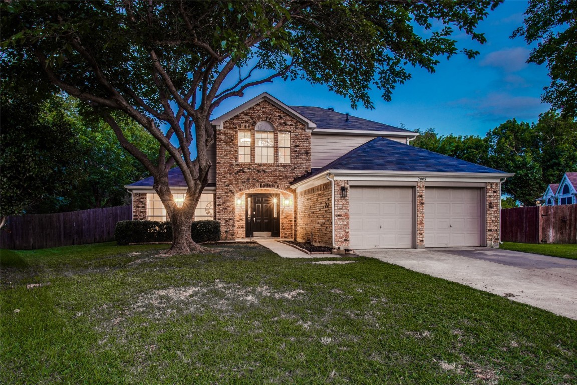 2005 Livingston Lane Flower Mound TX 75028