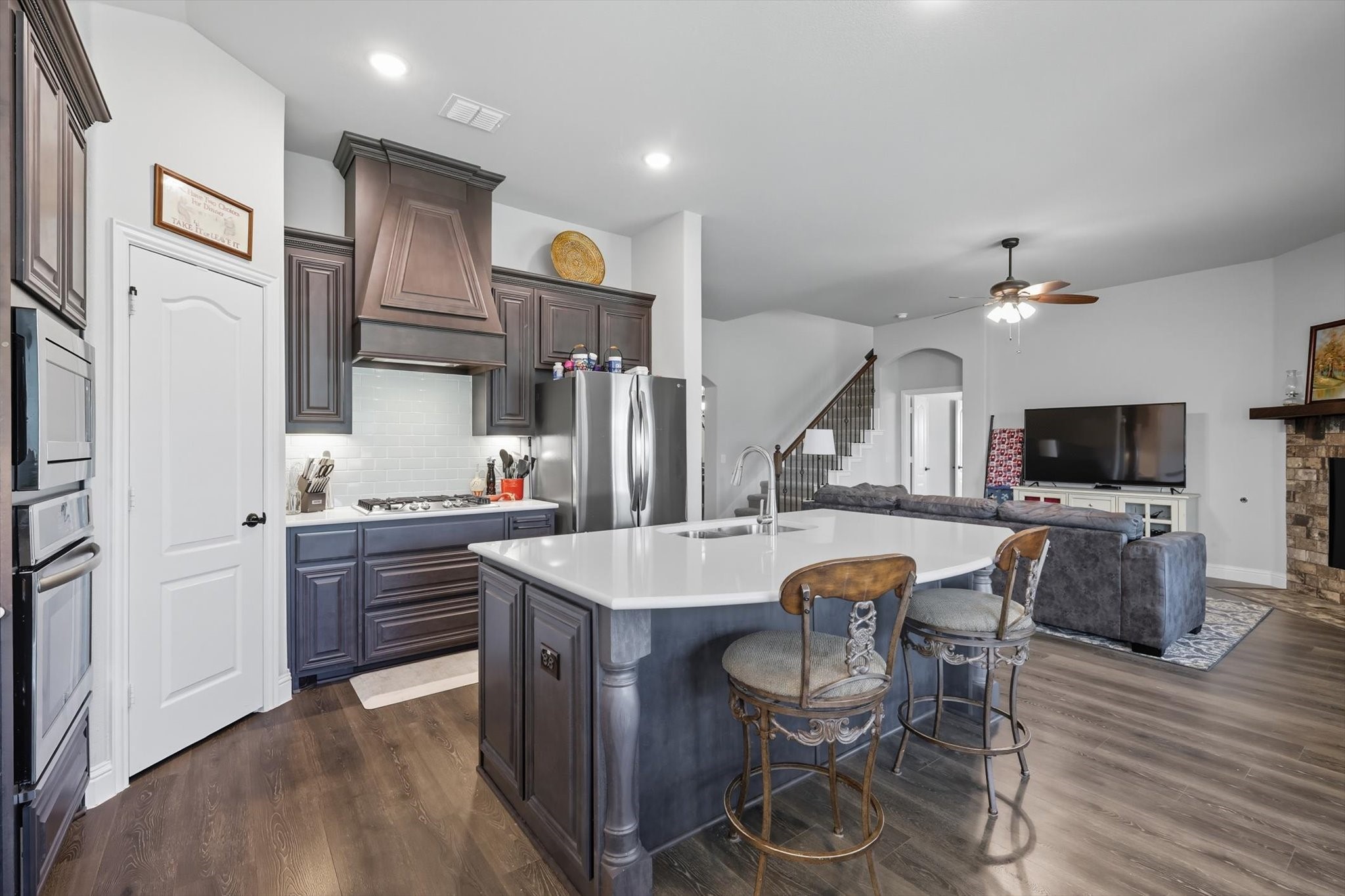 703 Oakcrest Drive Justin TX 76247