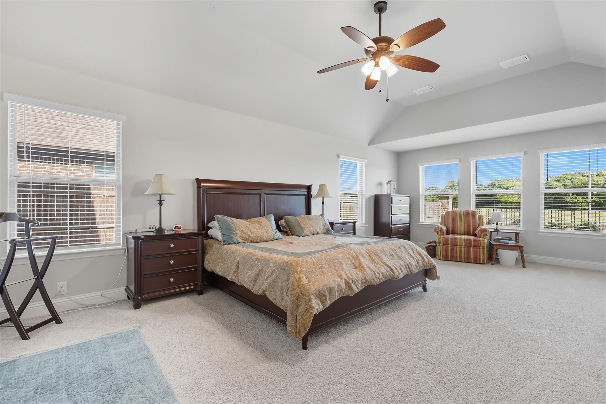 703 Oakcrest Drive Justin TX 76247