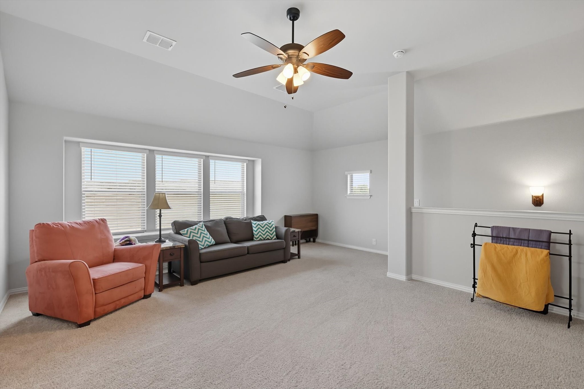 703 Oakcrest Drive Justin TX 76247
