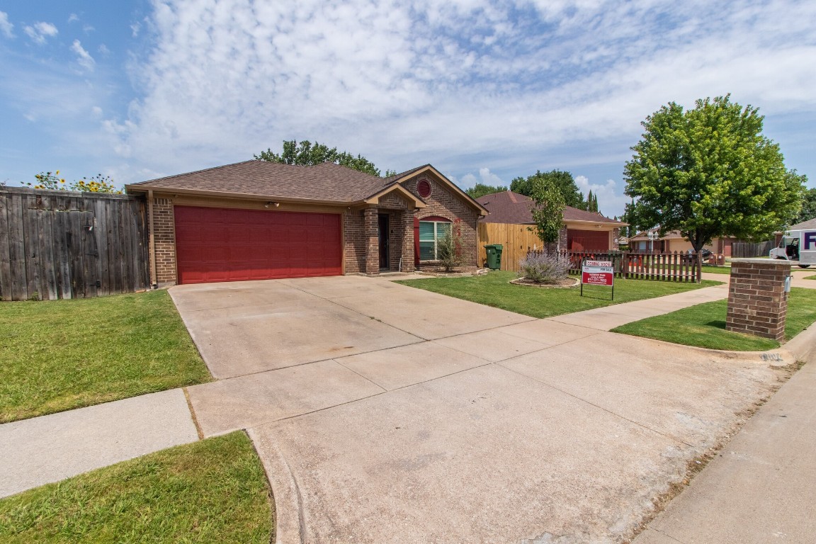 7002 Snowivy Court Arlington TX 76001