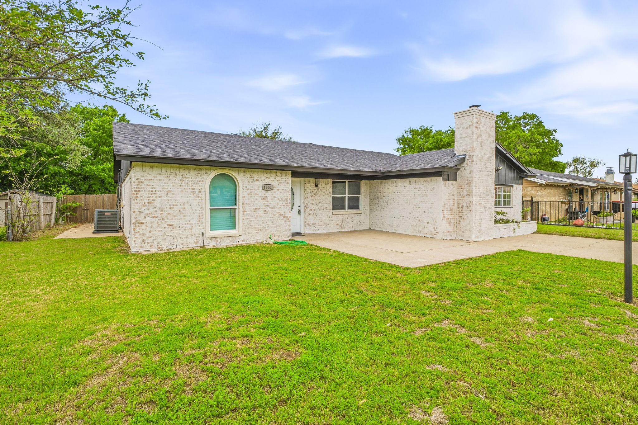 1602 Marie Terrace Arlington TX 76010
