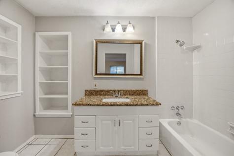 1602 Marie Terrace Arlington TX 76010