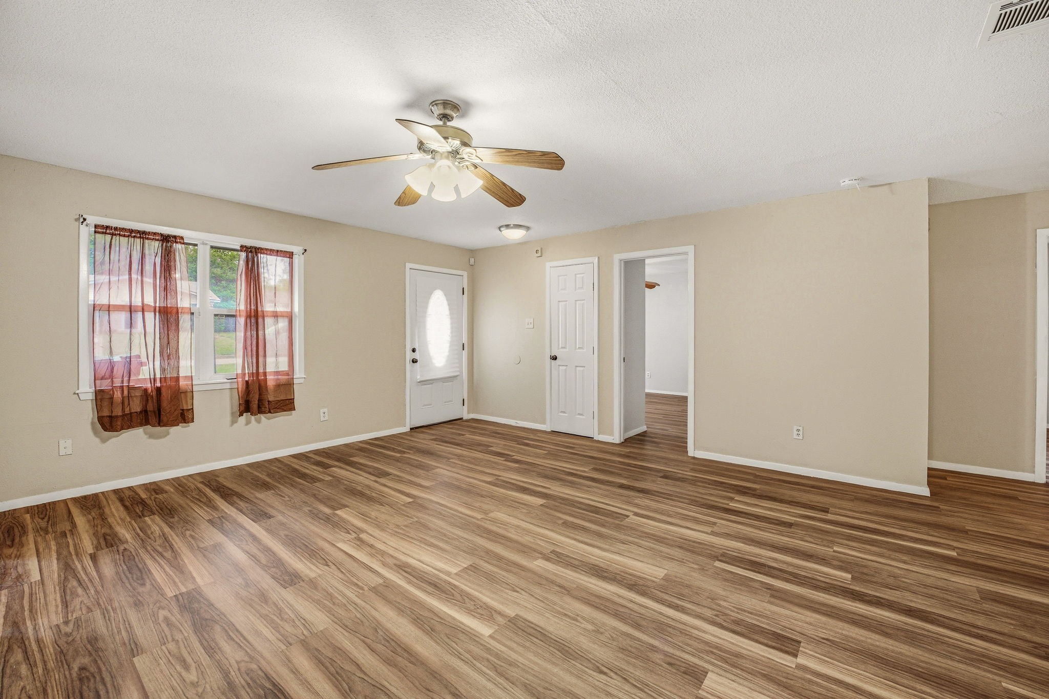 1602 Marie Terrace Arlington TX 76010