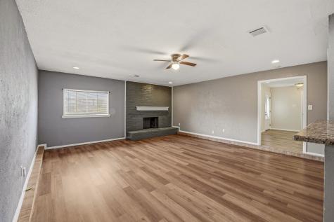 1602 Marie Terrace Arlington TX 76010