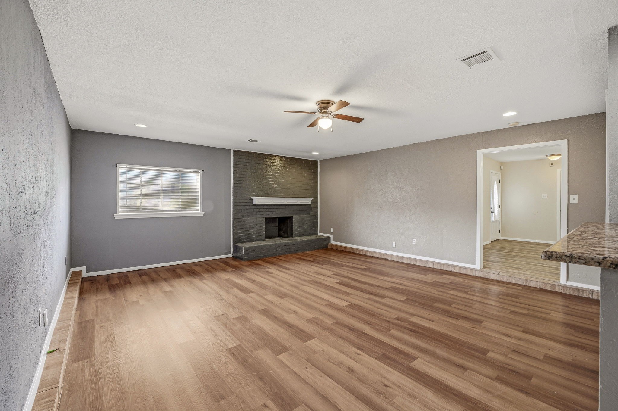 1602 Marie Terrace Arlington TX 76010