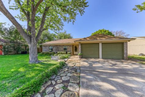 1120 Cindy Street Crowley TX 76036
