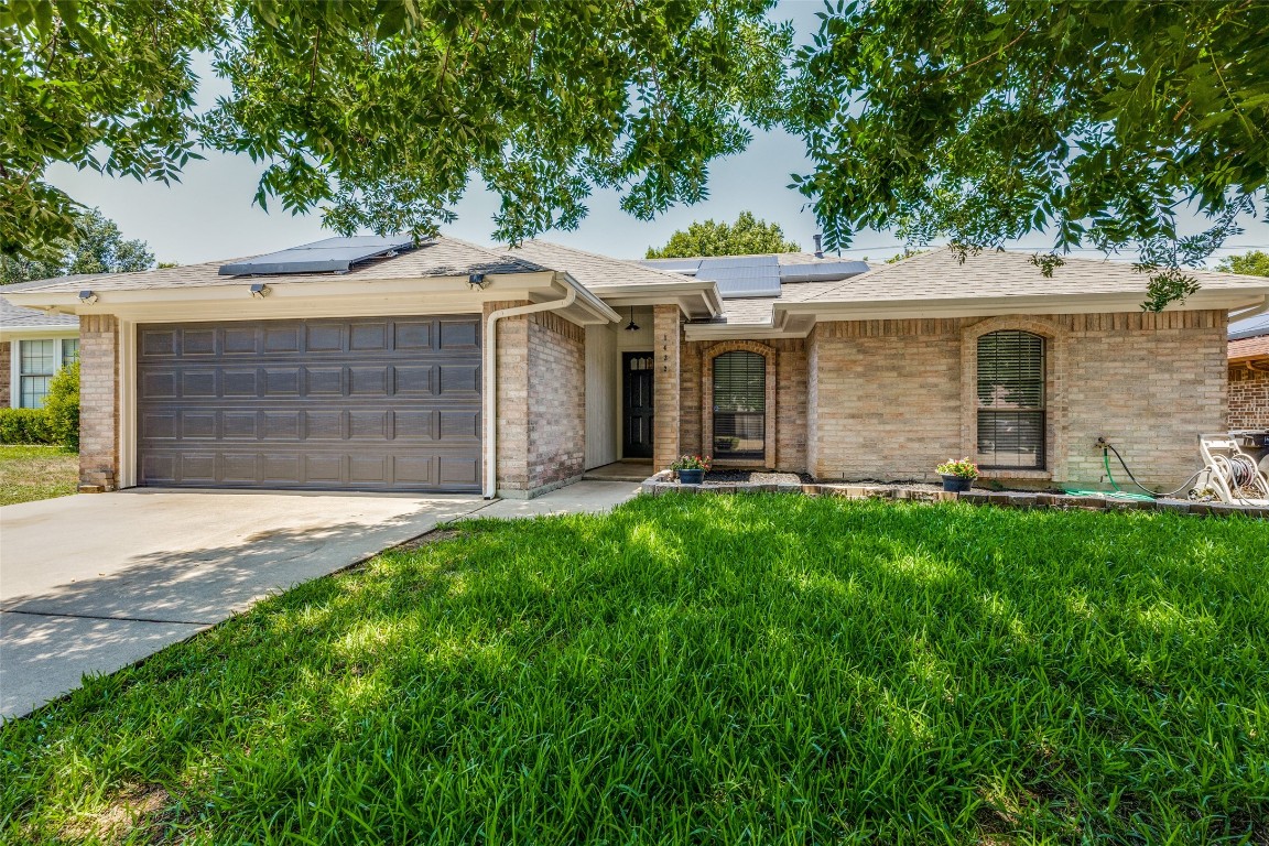 1432 Clarendon Street Fort Worth TX 76134