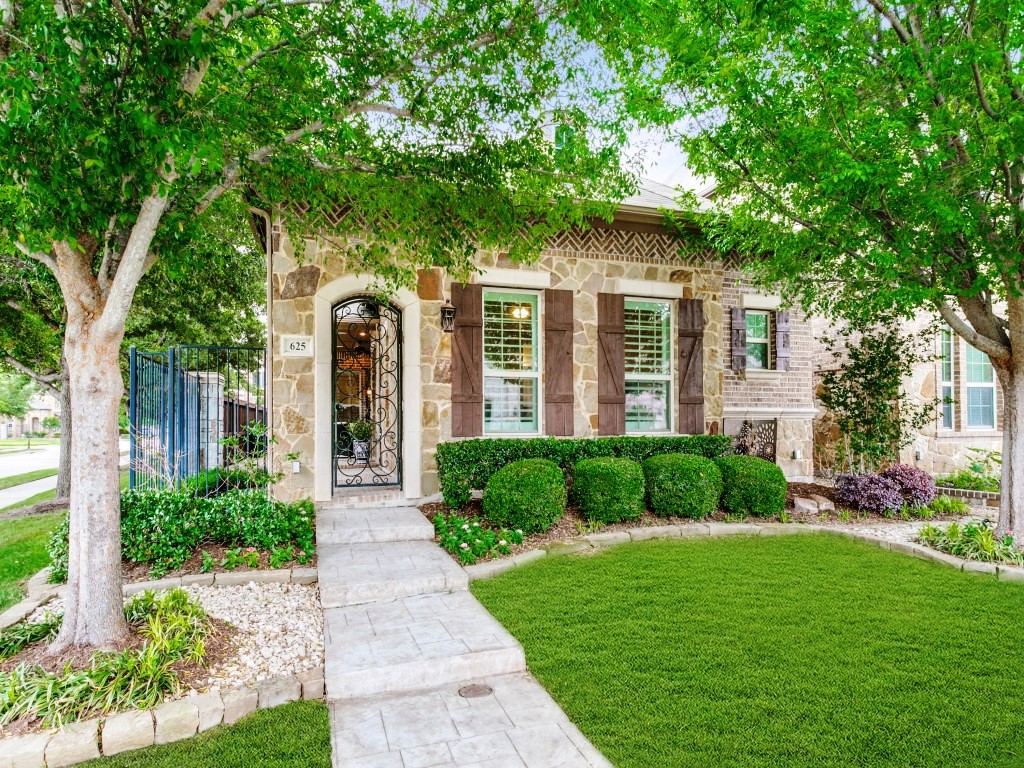 625 Canterbury Court Coppell TX 75019
