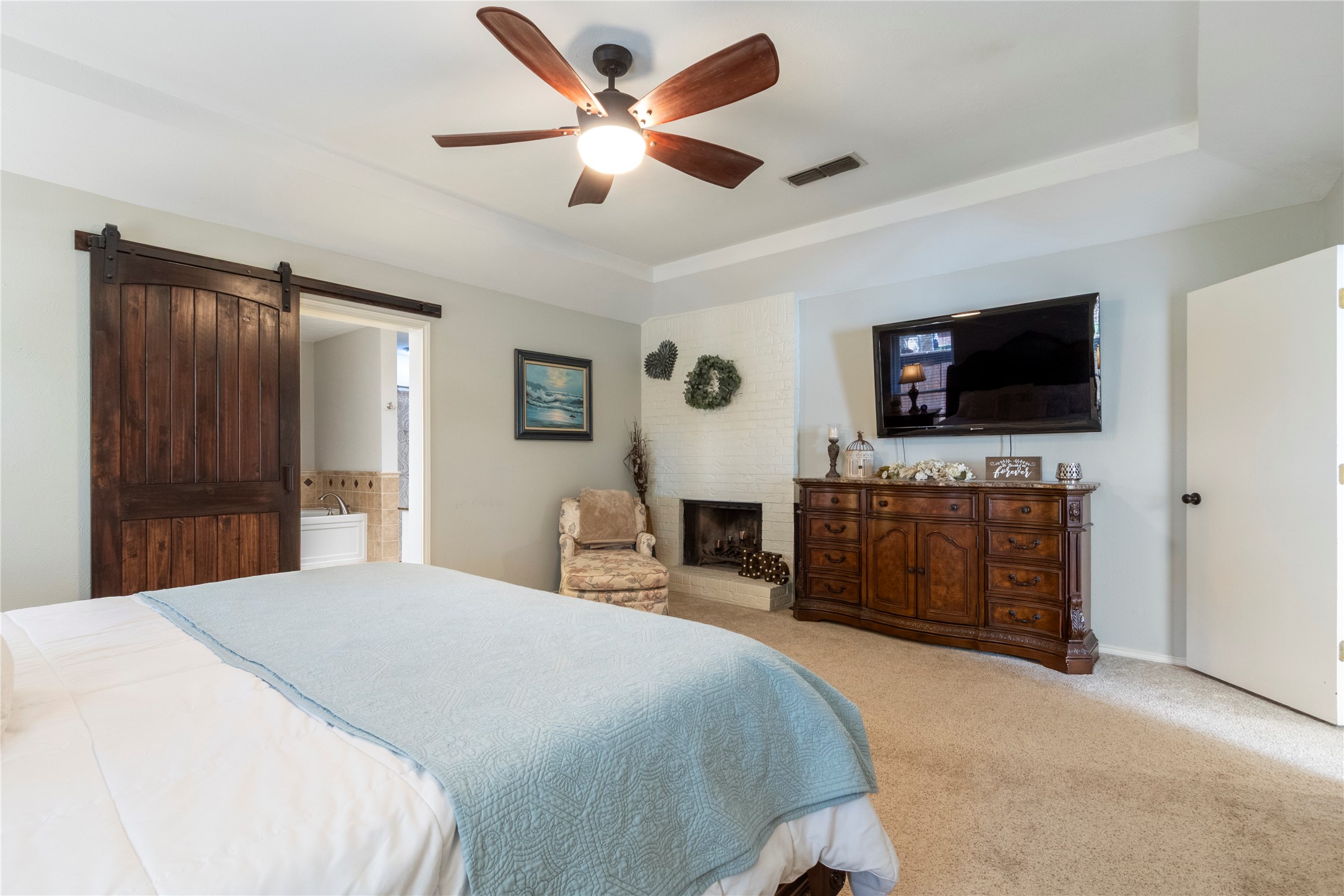 8929 Crosswind Drive Fort Worth TX 76179