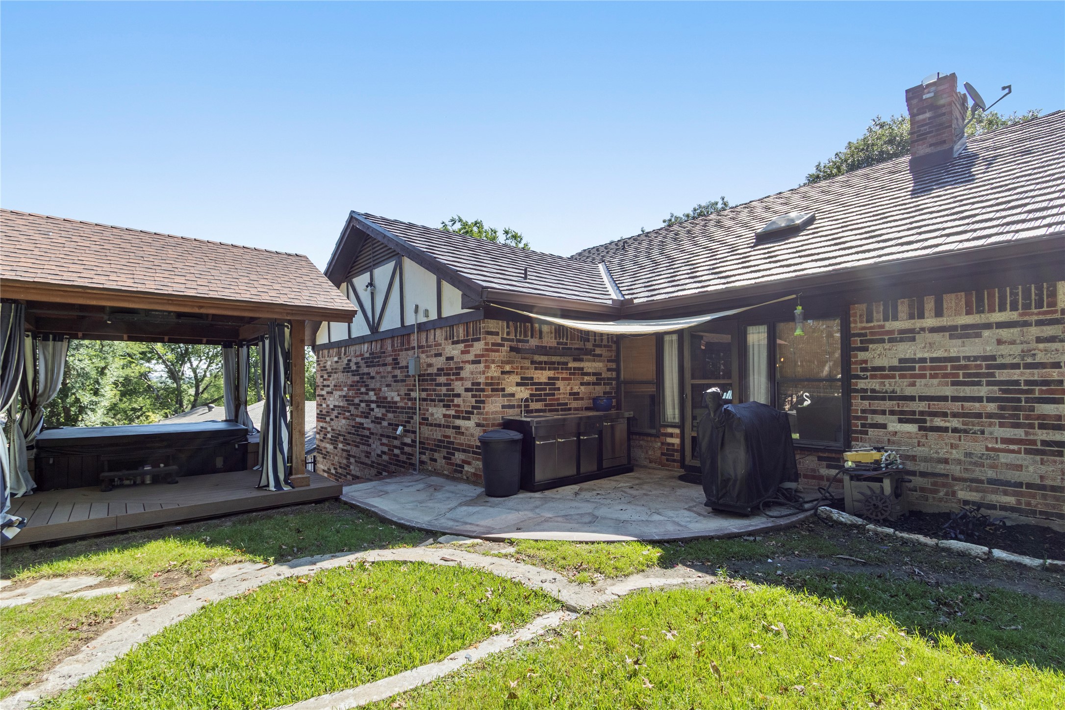 8929 Crosswind Drive Fort Worth TX 76179