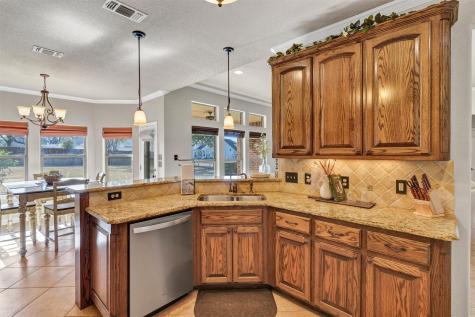 121 Heritage Place Glen Rose TX 76043