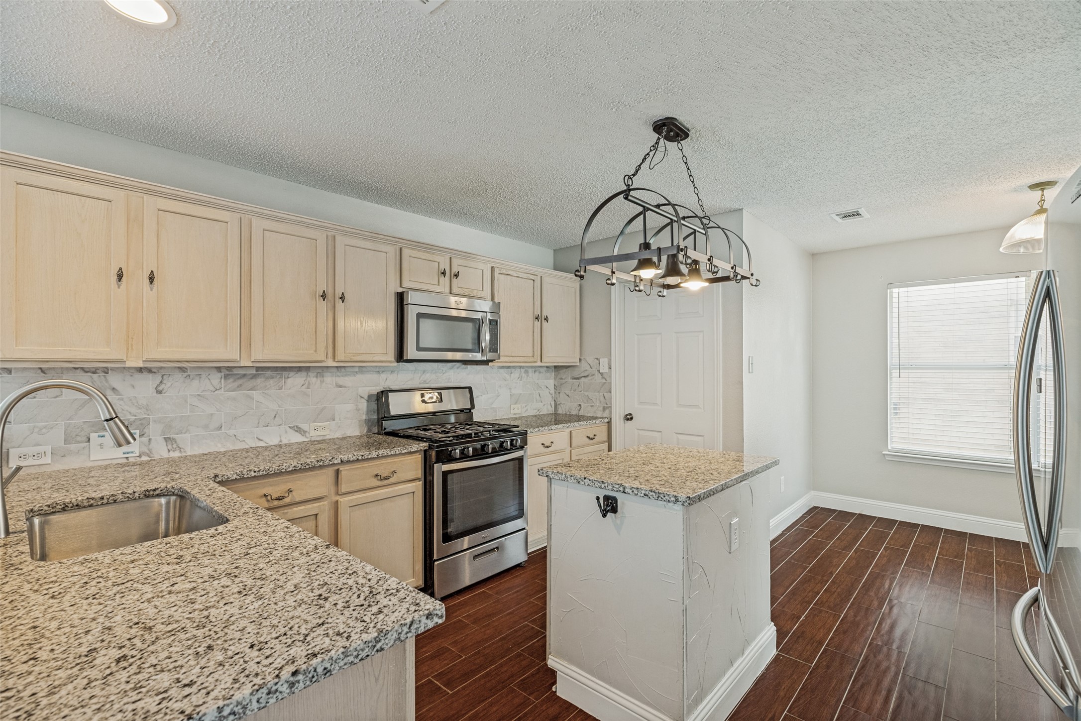 3900 Columbus Drive Mckinney TX 75070