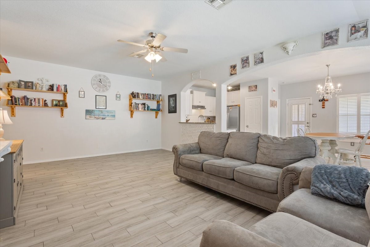 2801 Samson Drive Waco TX 76655