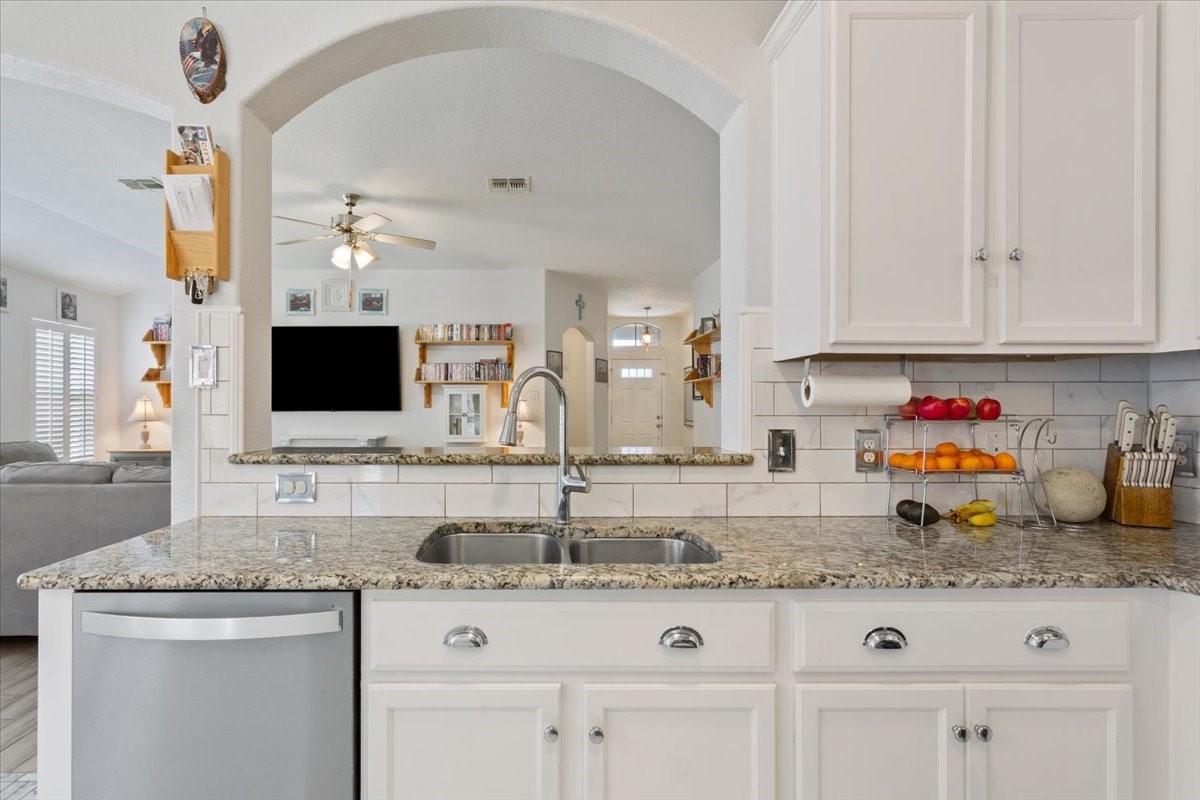 2801 Samson Drive Waco TX 76655
