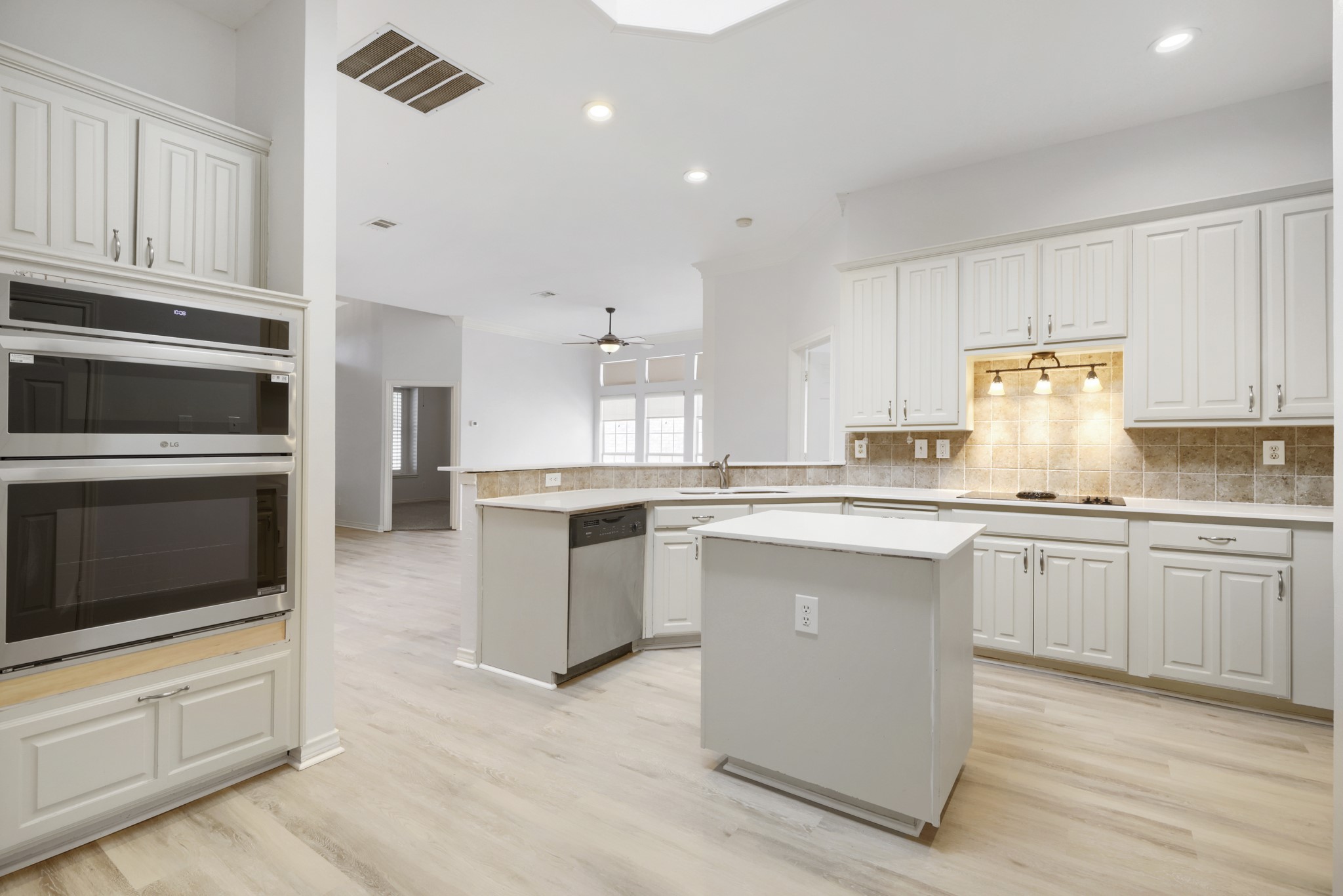 8622 Forest Glen Drive Irving TX 75063