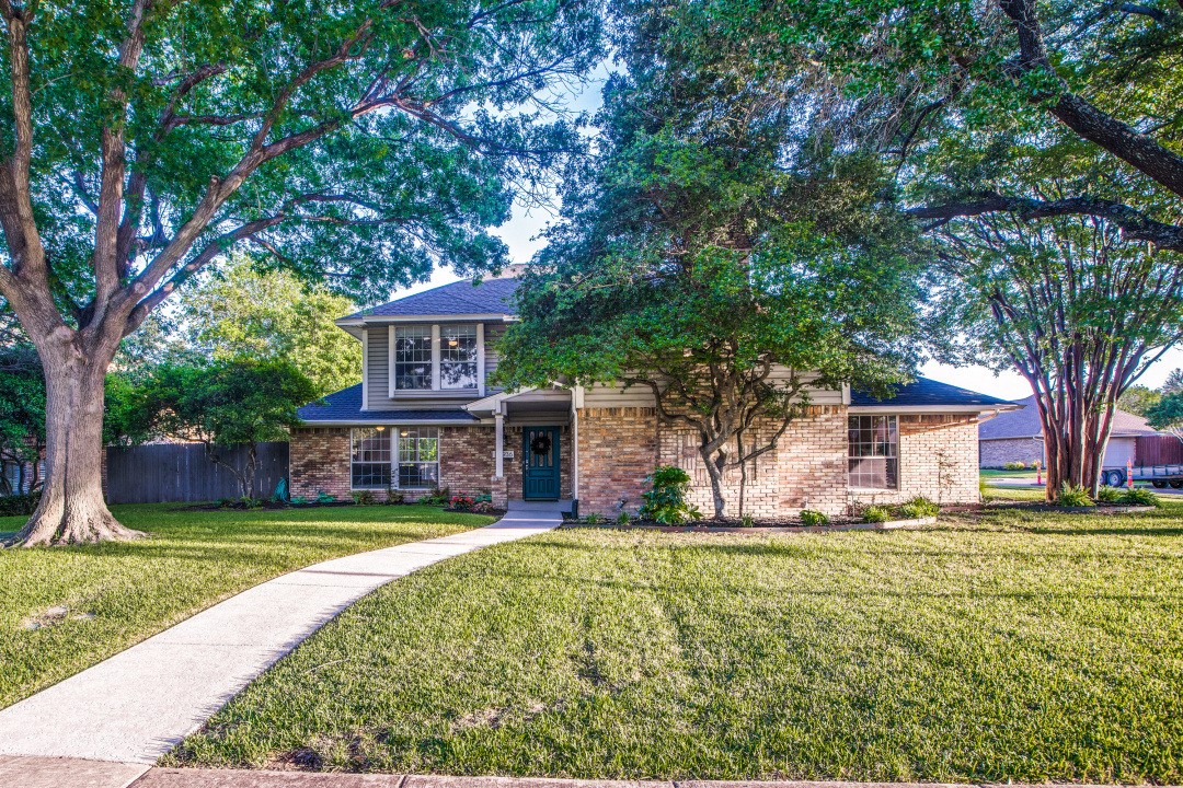 1936 Carmel Drive Plano TX 75075
