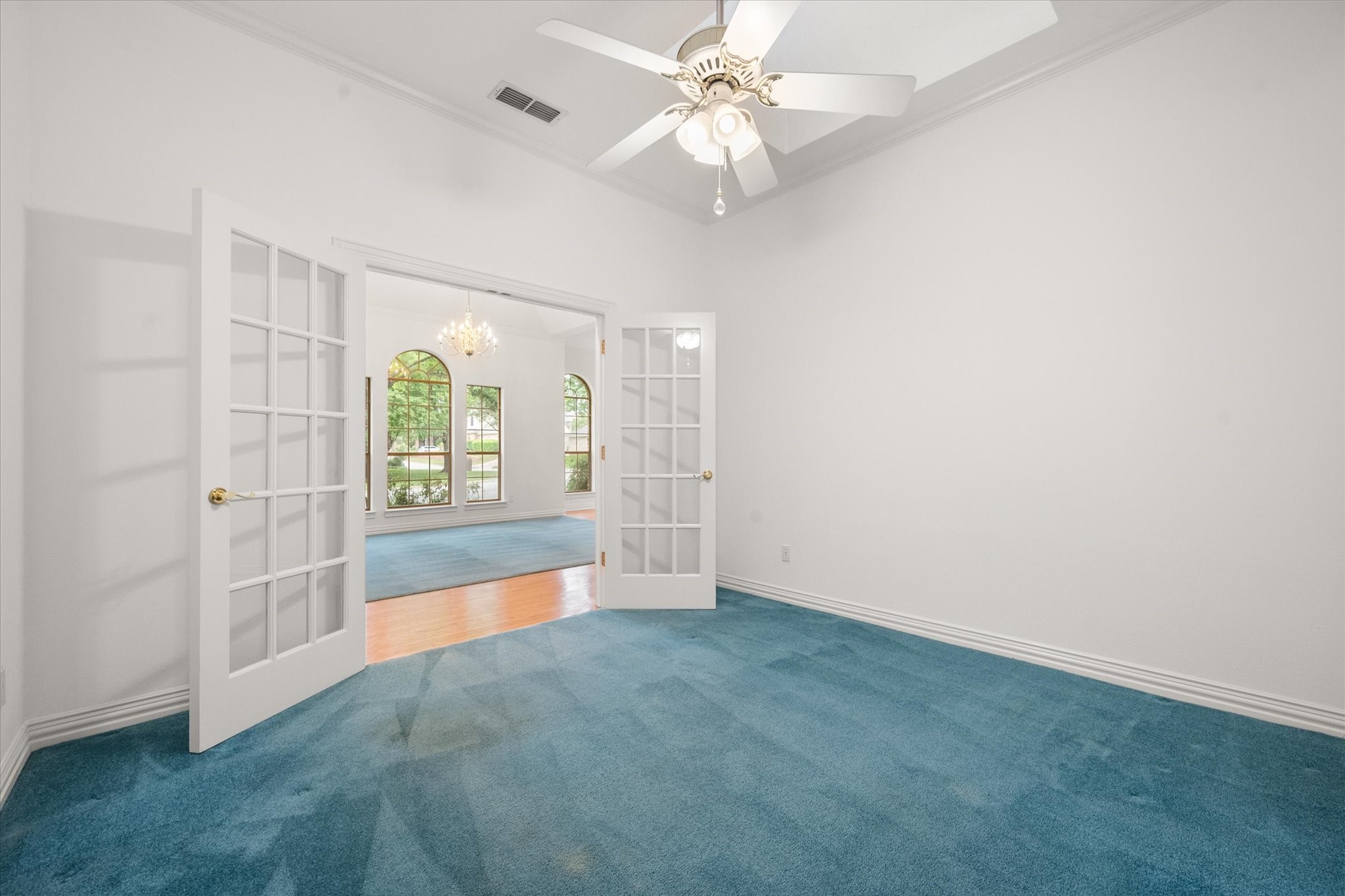 5200 Independence Avenue Arlington TX 76017