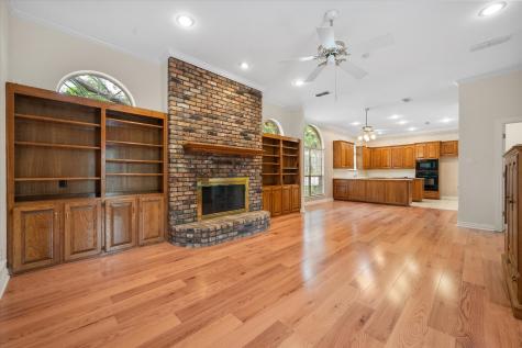 5200 Independence Avenue Arlington TX 76017
