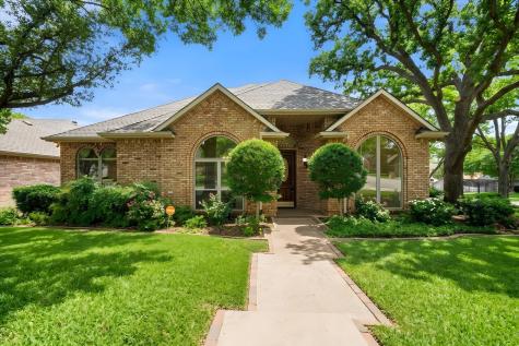 5200 Independence Avenue Arlington TX 76017