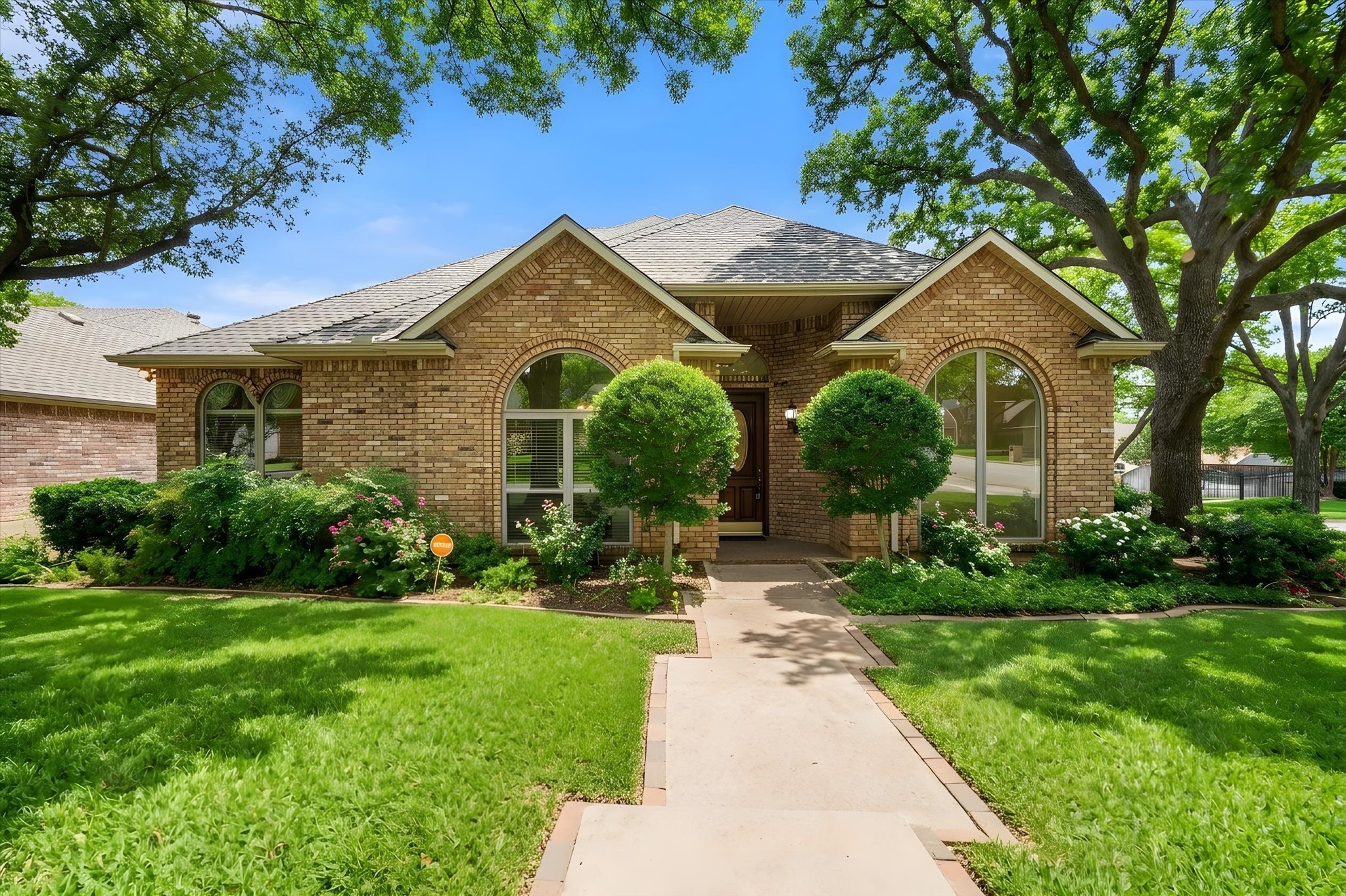 5200 Independence Avenue Arlington TX 76017
