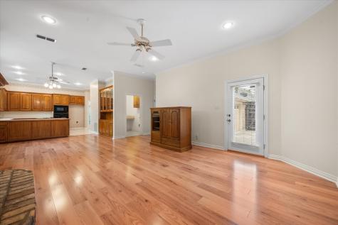 5200 Independence Avenue Arlington TX 76017