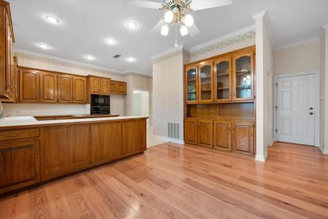 5200 Independence Avenue Arlington TX 76017