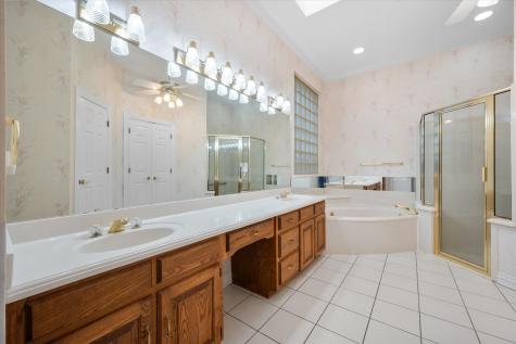 5200 Independence Avenue Arlington TX 76017