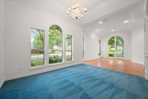 5200 Independence Avenue Arlington TX 76017