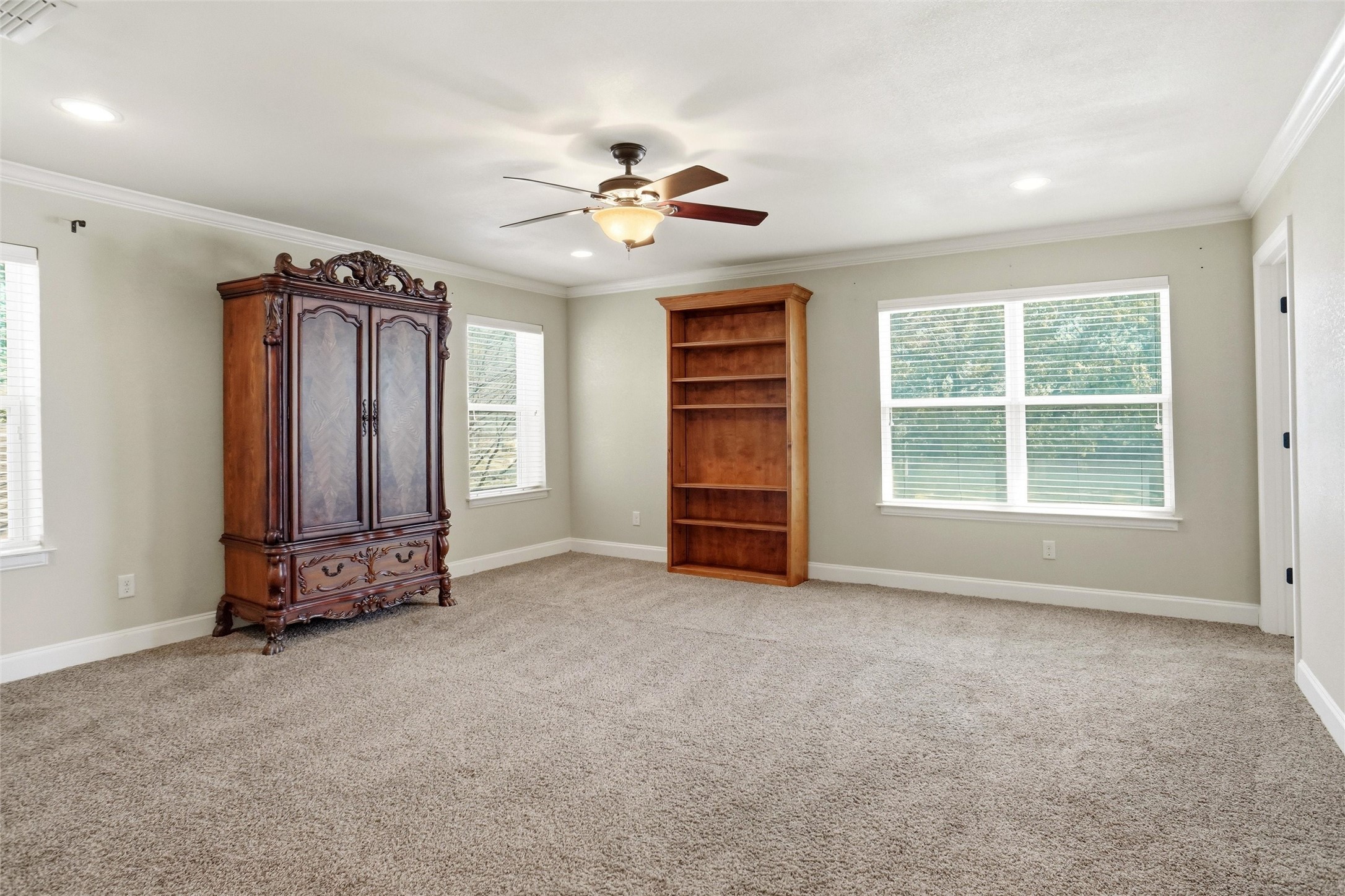200 Hillview Drive Hurst TX 76054