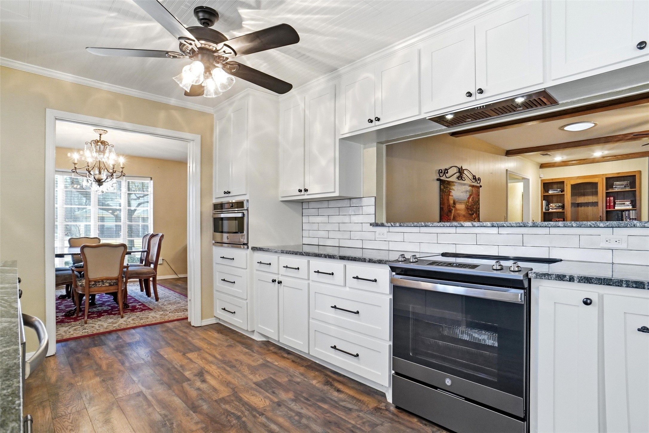 200 Hillview Drive Hurst TX 76054