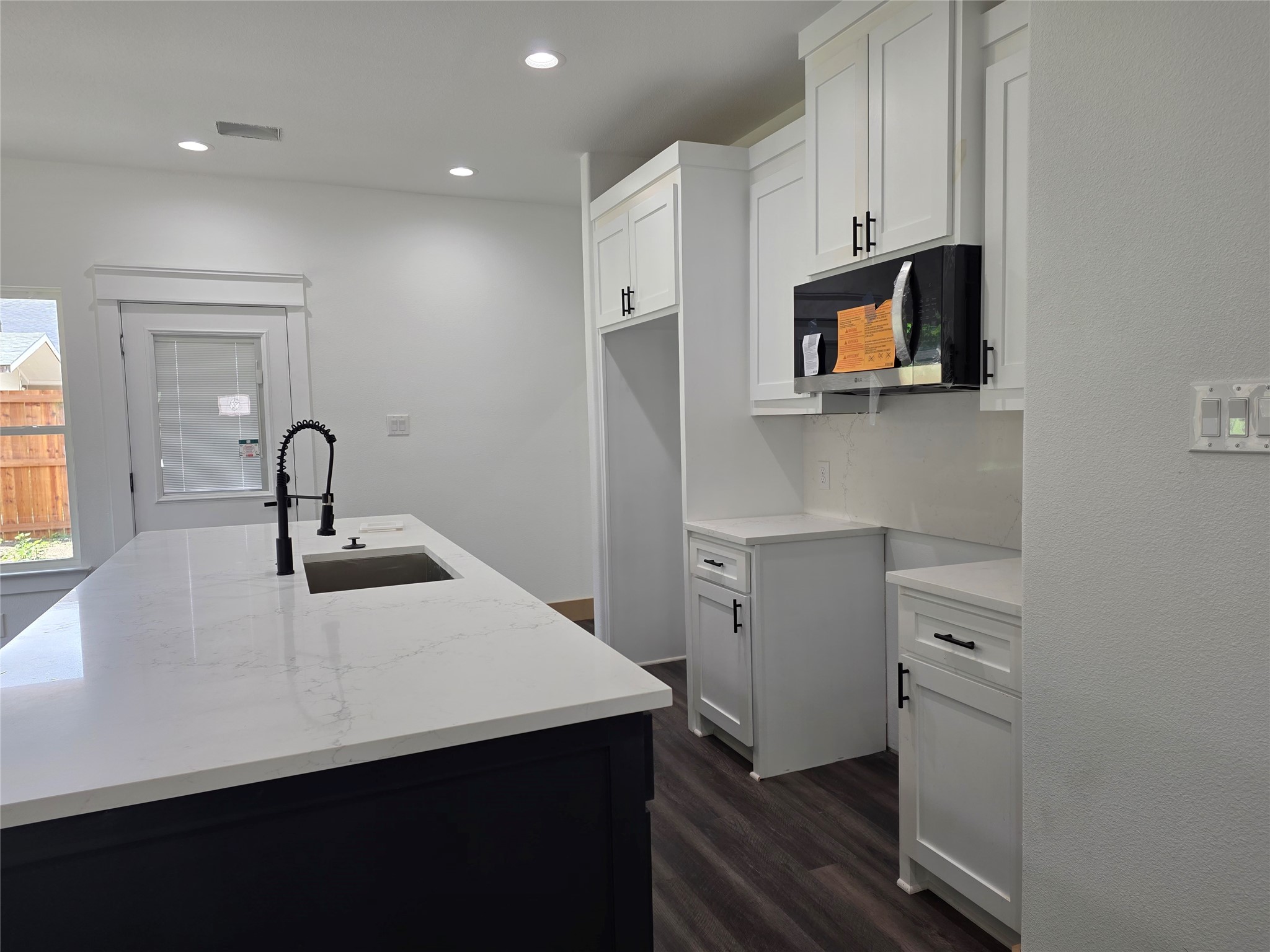 322 W Brownlee Avenue Dallas TX 75224