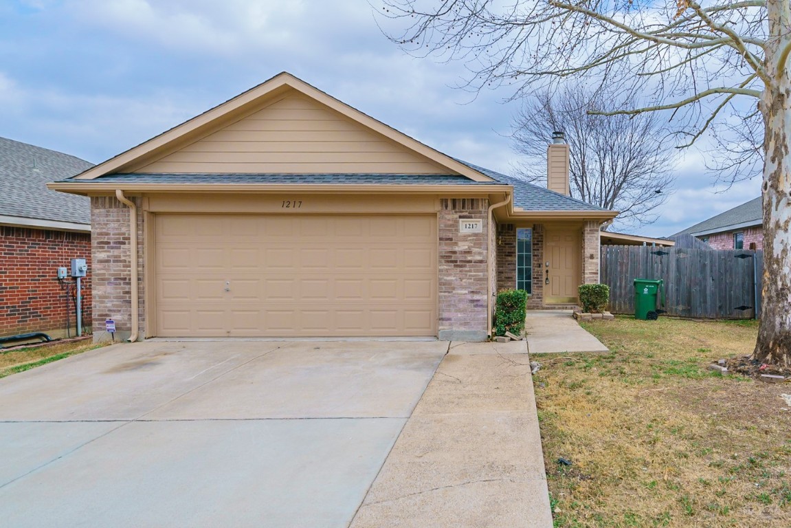 1217 Randalito Drive Arlington TX 76010