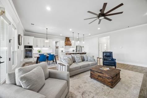 207 Colonial Drive Mabank TX 75156